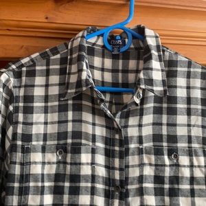 CHAPS black/white plaid button down women’s shirt with front pockets. XL